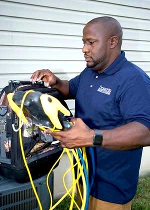 Desmond-team-member-