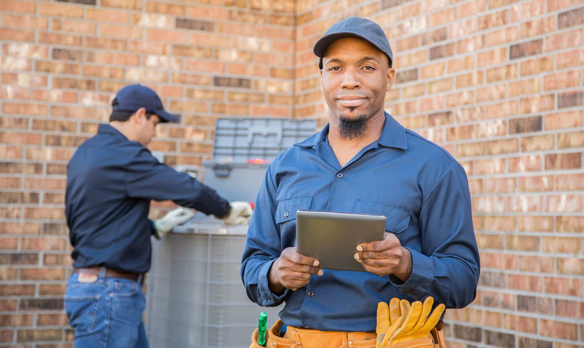 hvac-repair-technician-1132791570
